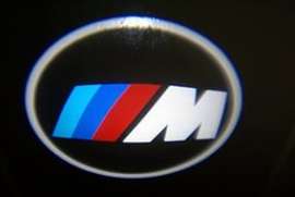 Проекция логотипа BMW М